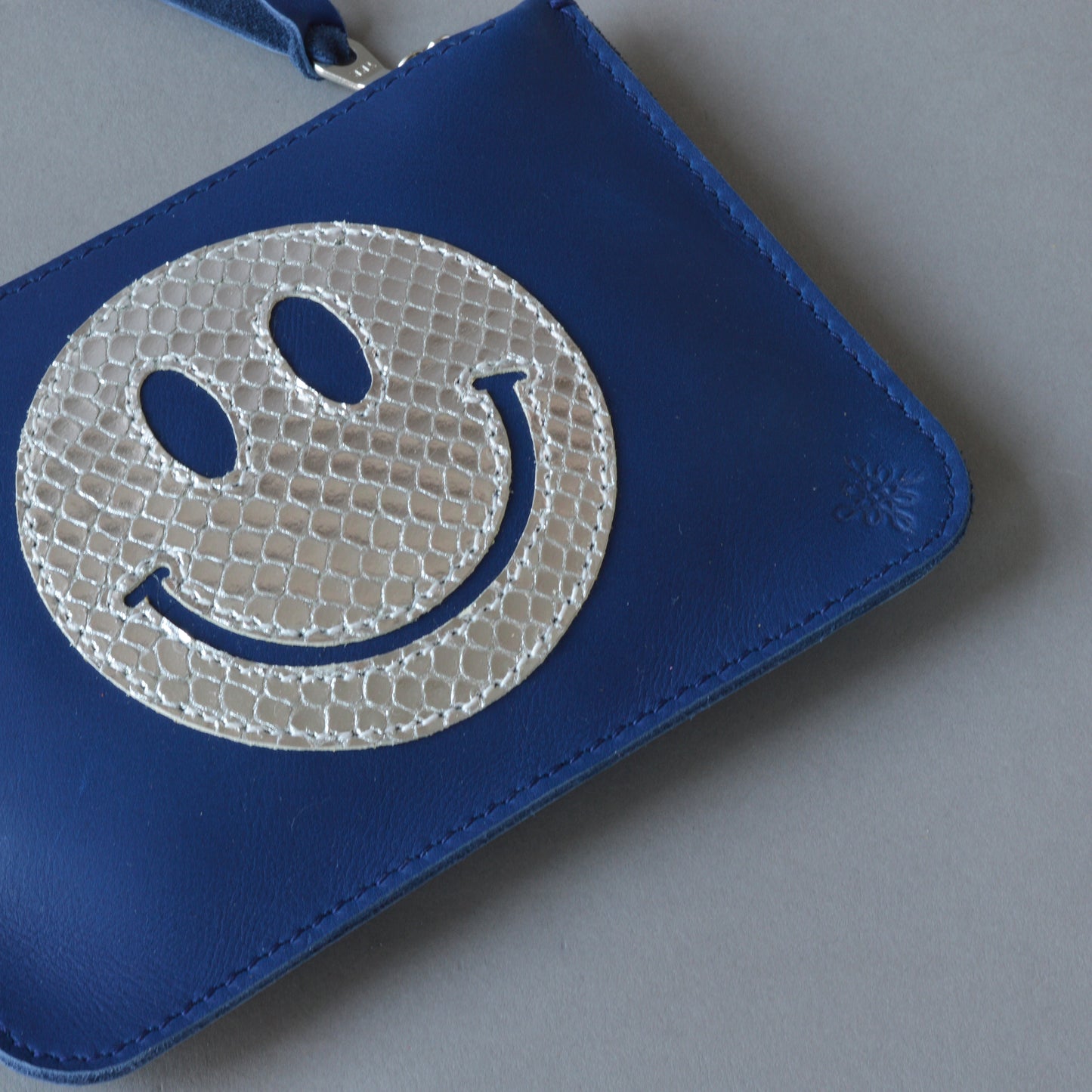 Zip Purse Blue Smile