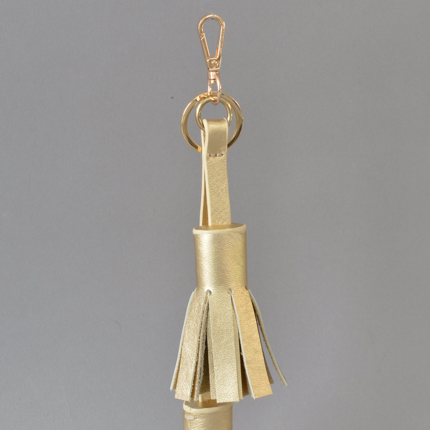 Twin Tassel Key Ring Gold