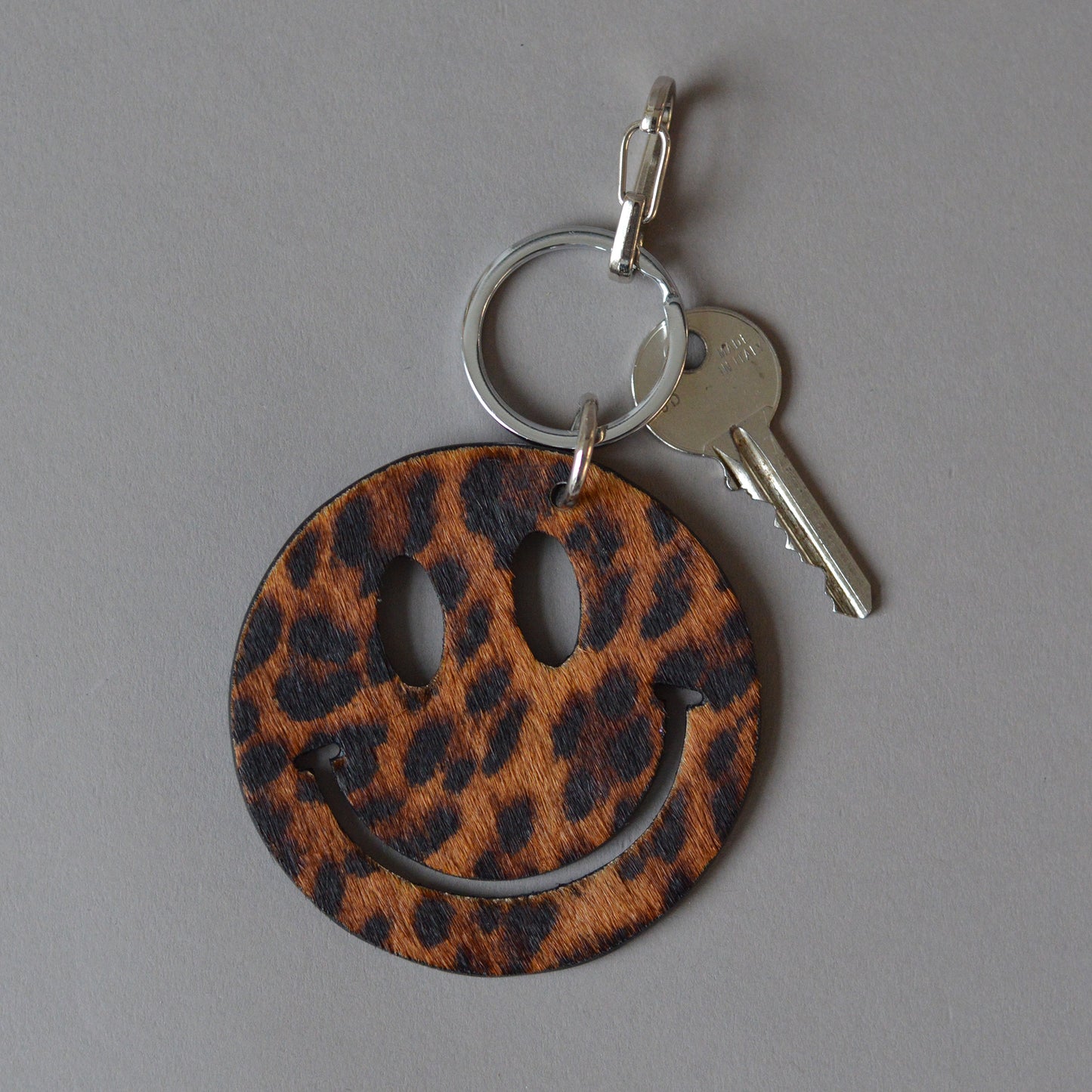 Happy Key Ring Black Leopard