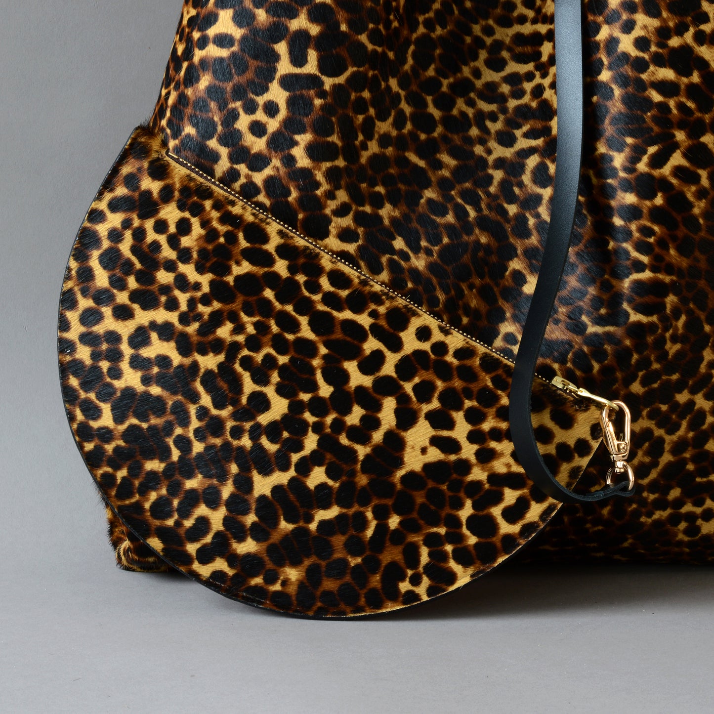 Bonnie Leopard