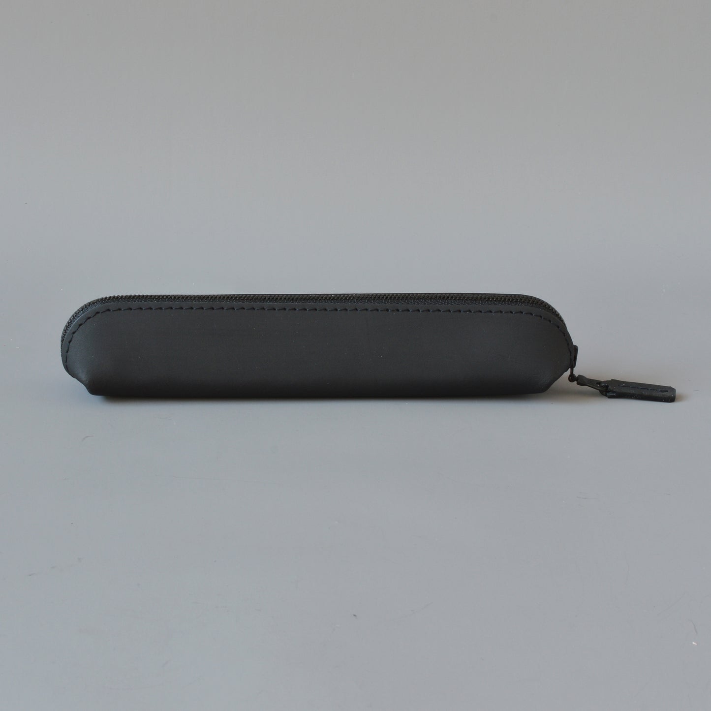 Pencil Case Curve Black